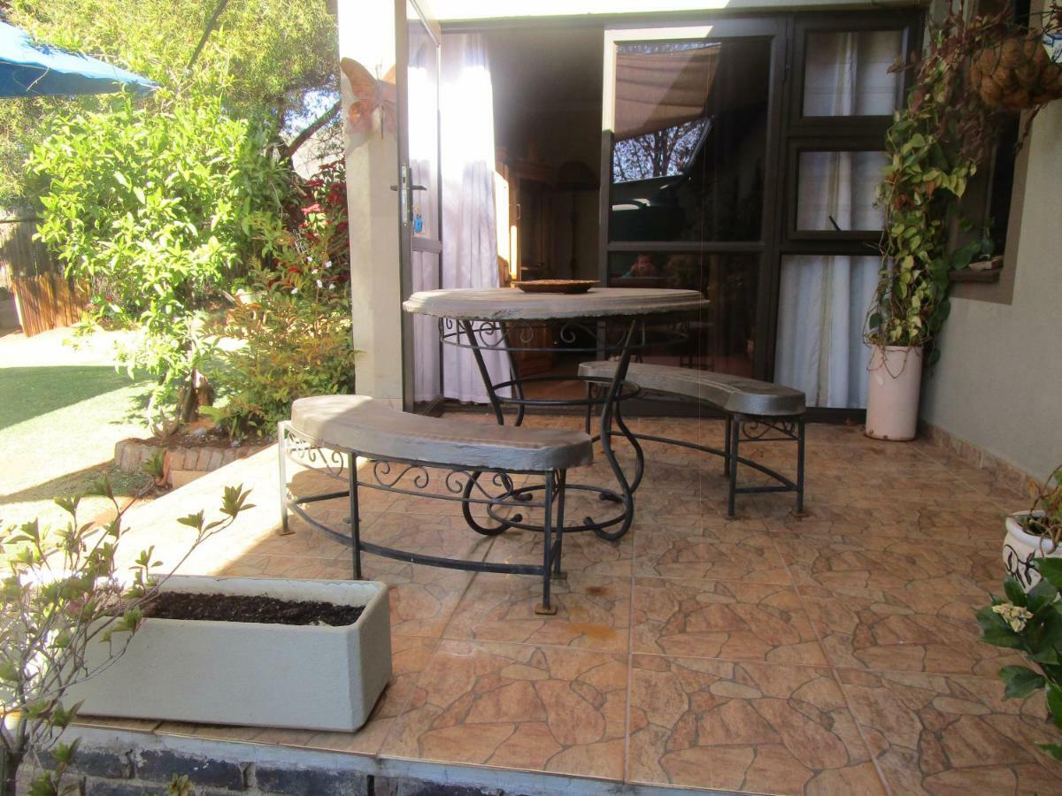 The Flat 52 On Davidson Johannesburg Exterior photo
